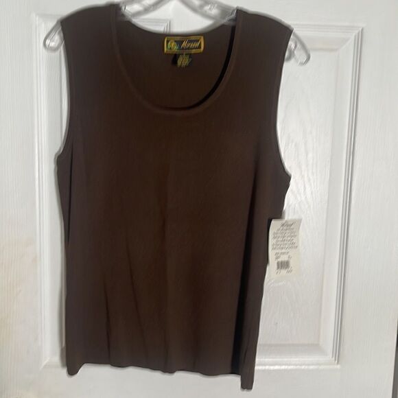 Mirasol ladies sleeveless top   - Picture 1 of 3